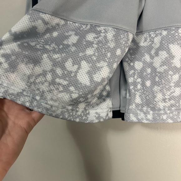 NWT Under Armour Boy’s Gray Shorts, Size L - Picture 8 of 8